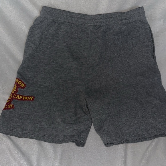 Harry Potter Gryffindor Quidditch Team Captain Shorts - Picture 2 of 4